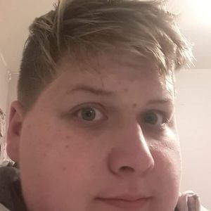 Meet your Posher, Dylan